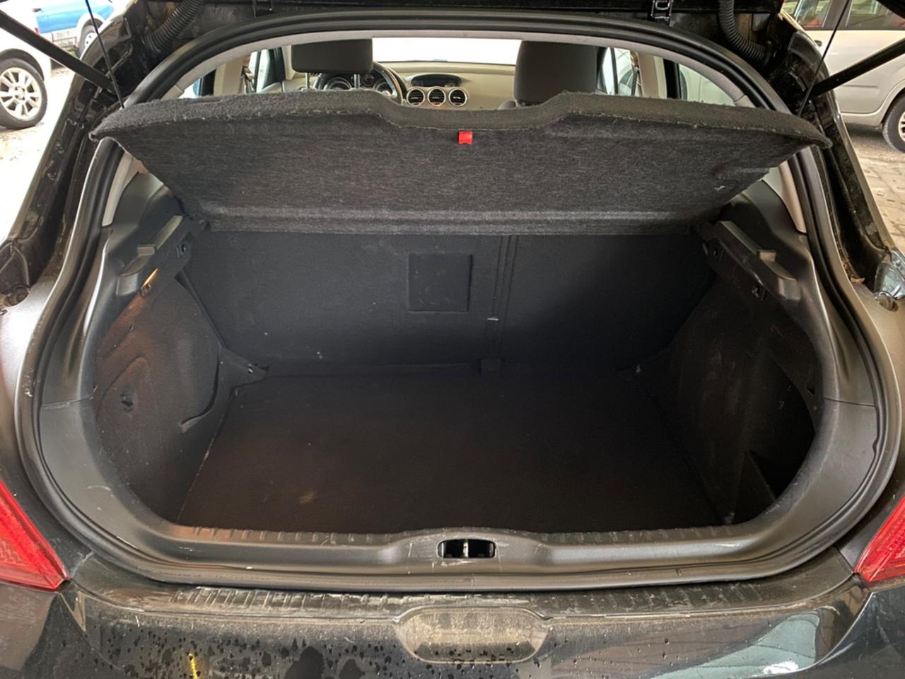 Peugeot 308 1.6 8V e-HDi 112CV Stop&Start robotiz. 5p. Active