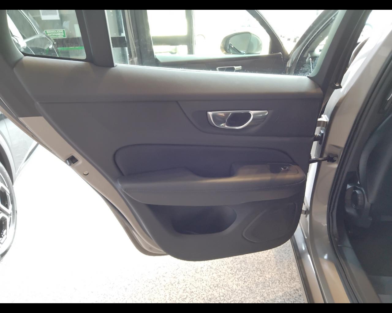 VOLVO V60 II 2019 - V60 2.0 d3 Business Plus geartronic my20