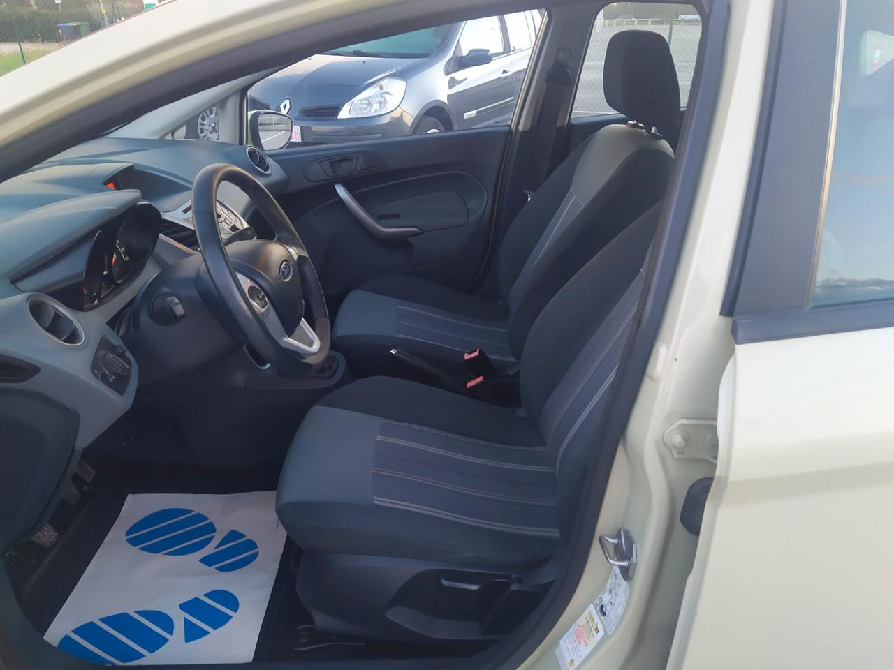 Ford Fiesta Fiesta+ 1.2 82CV 5 porte