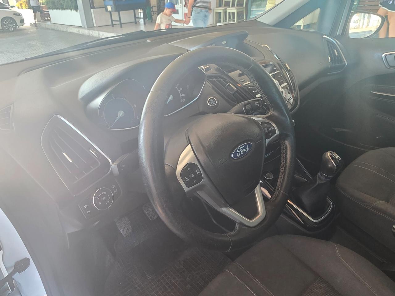 Ford B-Max Neo patentati Titanium
