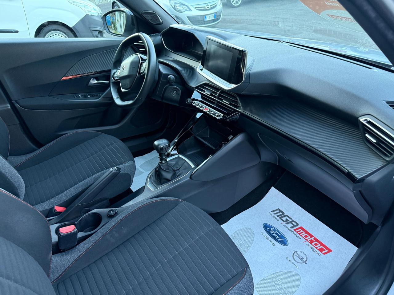 Peugeot 2008 1.2 puretech Active Pack s&s 100cv