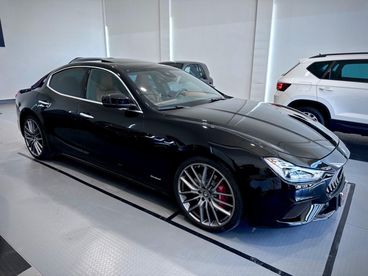 Maserati Ghibli V6 Diesel 275 CV Gransport