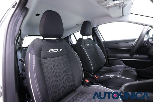 FIAT 600 HYBRID 100 CV DCT MHEV FARI LED