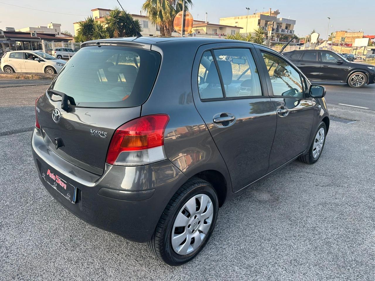 TOYOTA YARIS 5PORTE 1.3cc BENZINA
