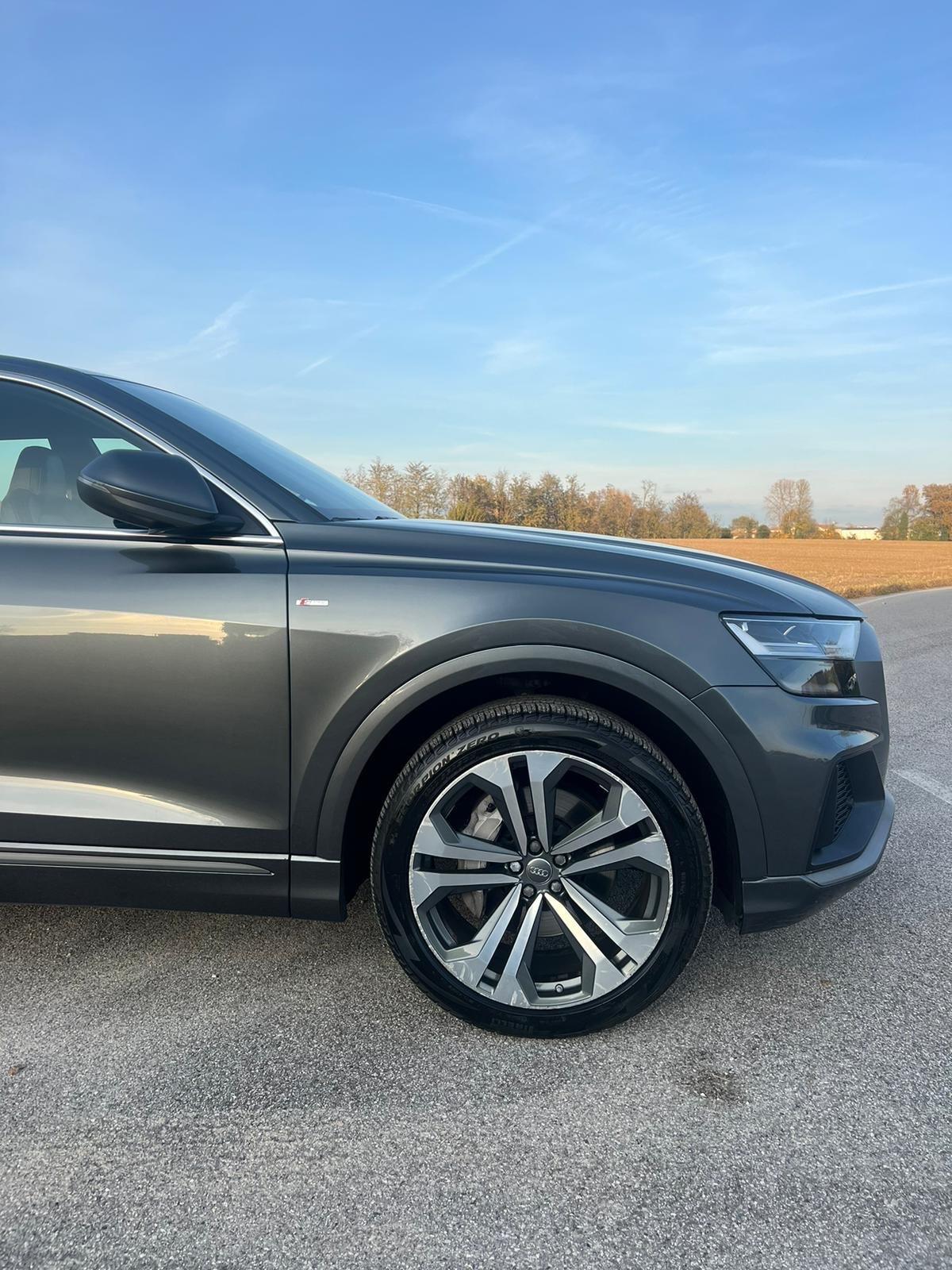 Audi Q8 50 TDI 286 CV quattro tiptronic Sport