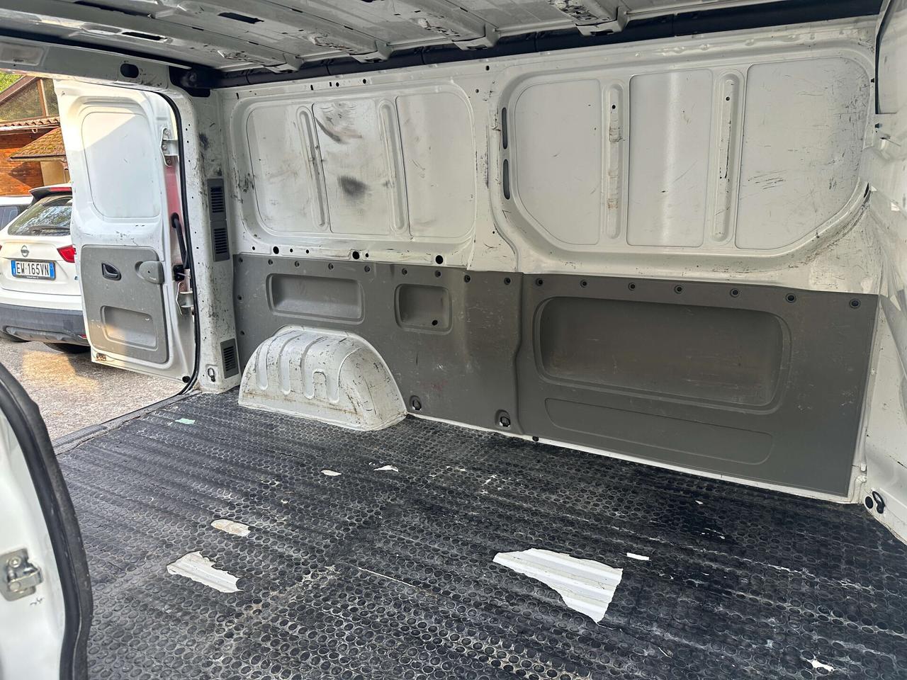 Renault Trafic 2.0 dCi/115 PC-TN Furgone DPF