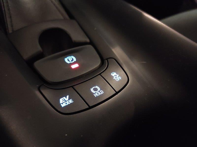 TOYOTA C-HR - C-HR 1.8 Hybrid E-CVT Business