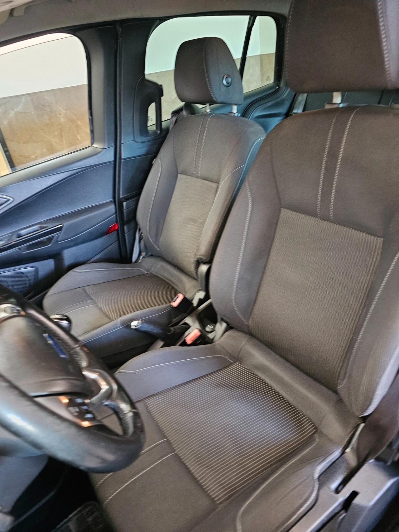 FORD B-Max 1.4 GPL TITANIUM