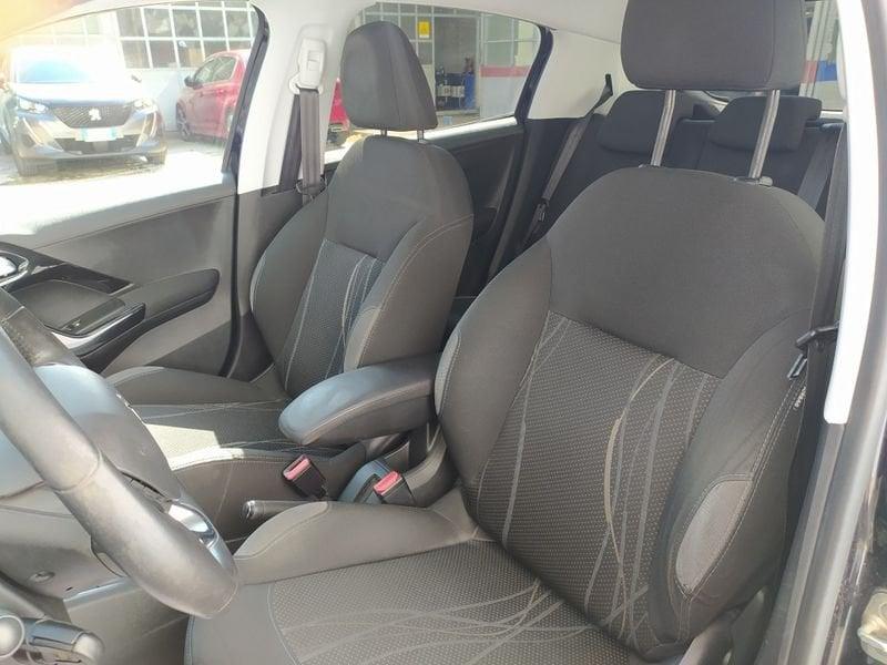 Peugeot 208 1.4 hdi Business NAV