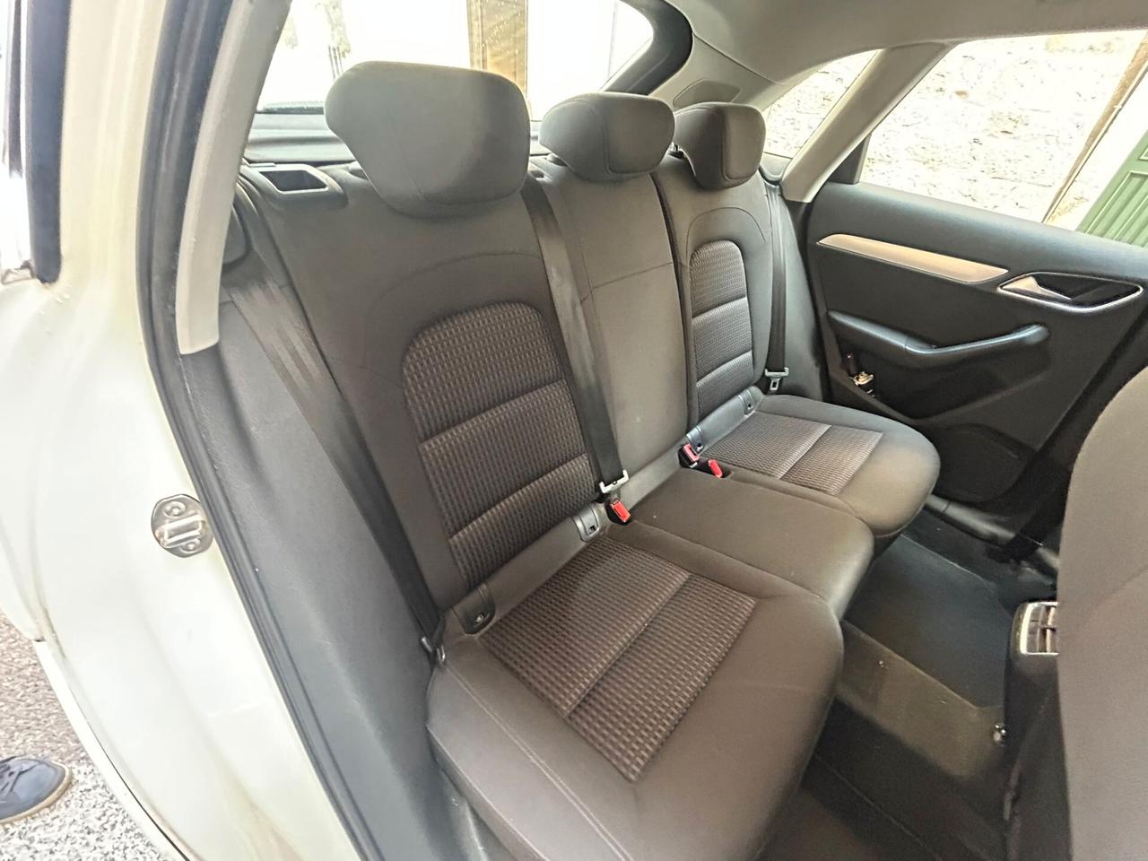 Audi Q3 2.0 tdi quattro 177cv s-tronic