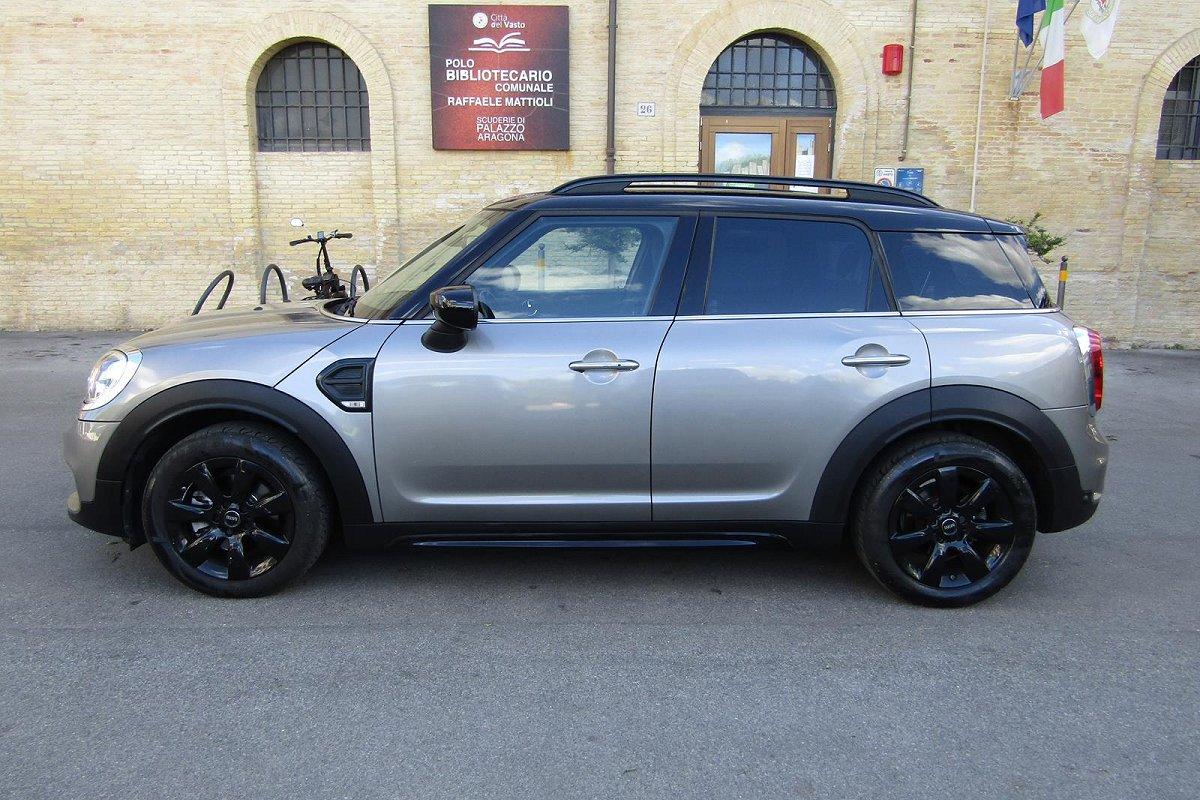 MINI Mini 2.0 Cooper D Baker Street Countryman