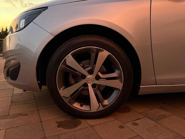 PEUGEOT 308 BlueHDi 120 S&S SW Allure