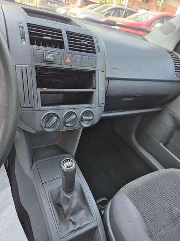 Volkswagen Polo Polo IV 2005 5p 1.4 Comfortline GPL