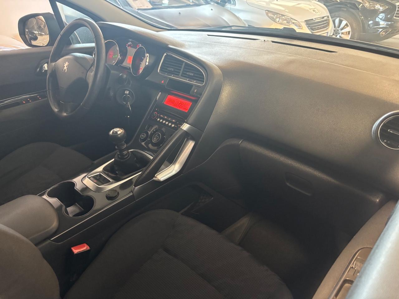 Peugeot 3008 1.6 HDi Business