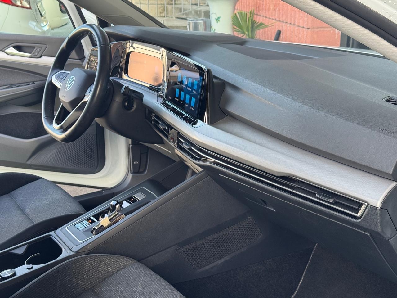 Volkswagen Golf Variant 2.0 TDI SCR DSG Style