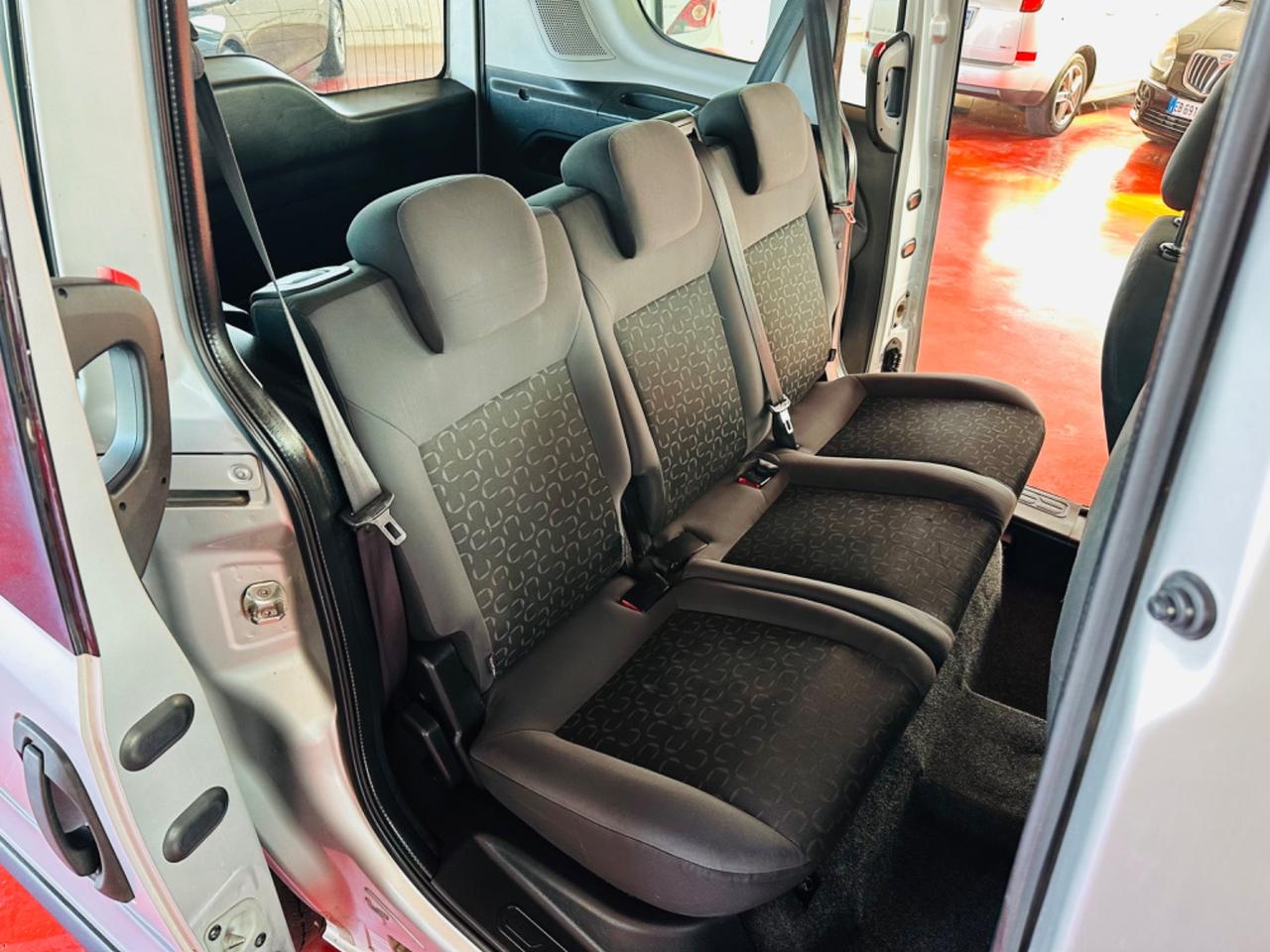 Fiat Doblò 1.6 MJT 16V Emotion 6Marce