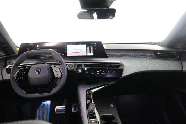 PEUGEOT 5008 3ª serie Hybrid 145 e-DCS6 GT