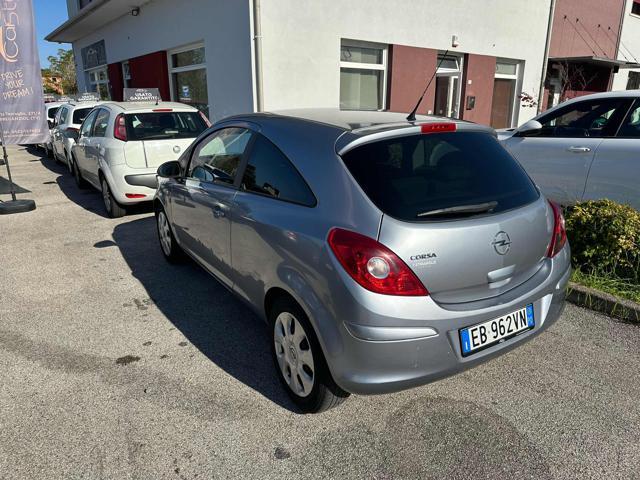 OPEL Corsa 1.2 80CV 3 porte GPL-TECH Edition