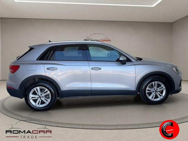 AUDI Q3 35 TDI quattro S tronic Business