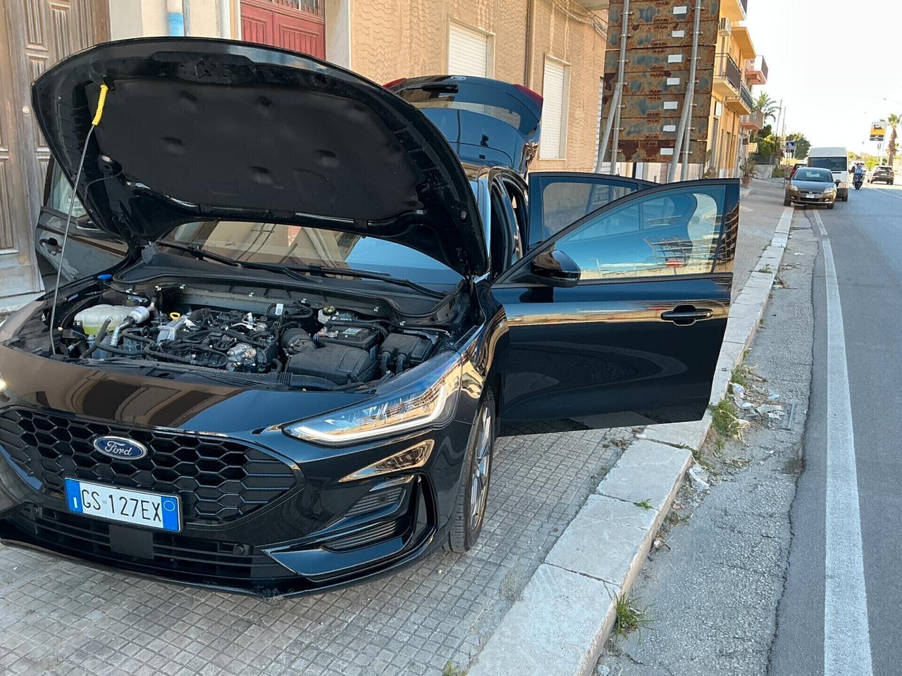 Ford Focus 1.0 EcoBoost Hybrid 125 CV 5p. ST-Line X