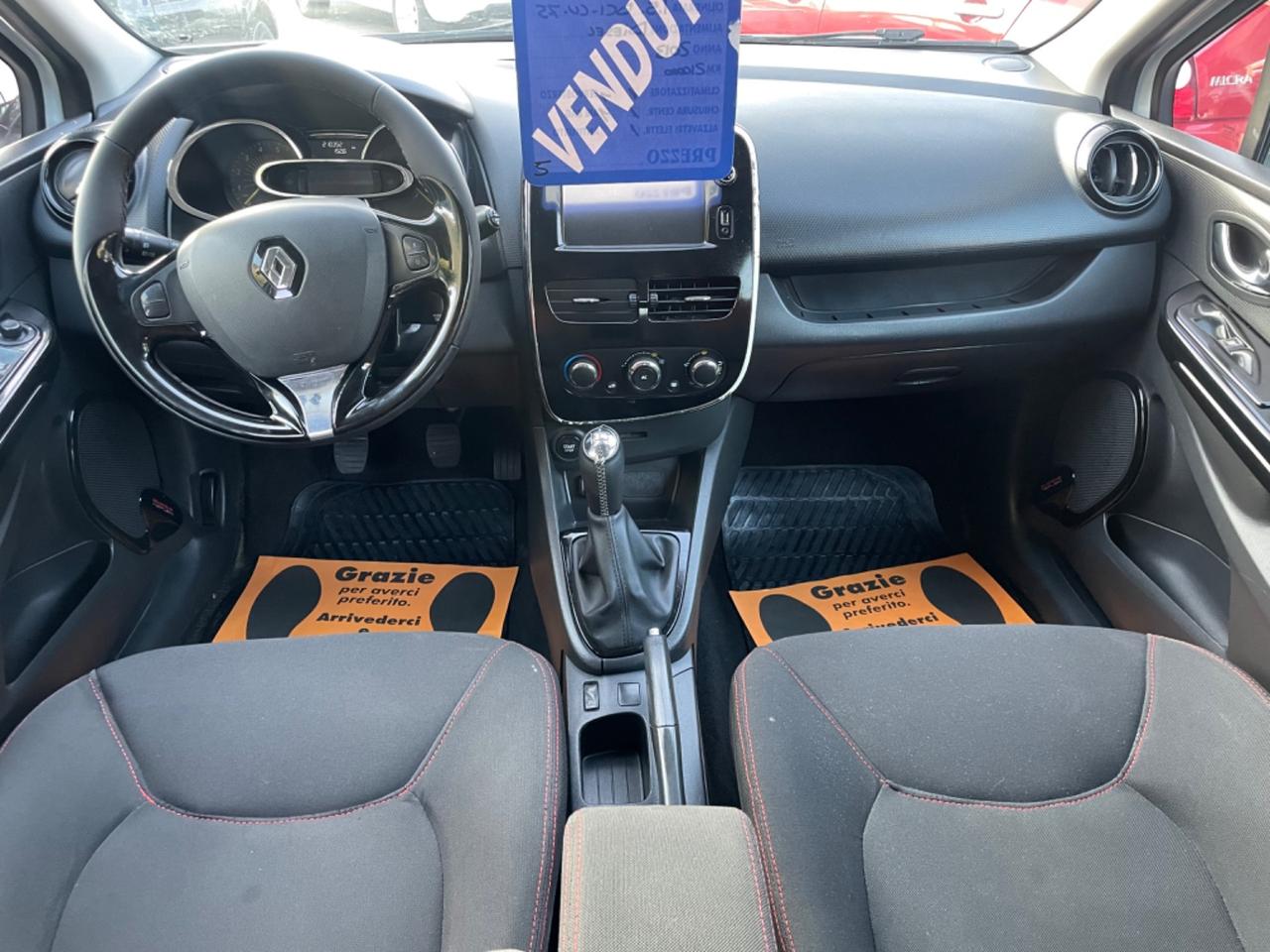 RENAULT CLIO 1.5 DIESEL 75 (CV) 2013