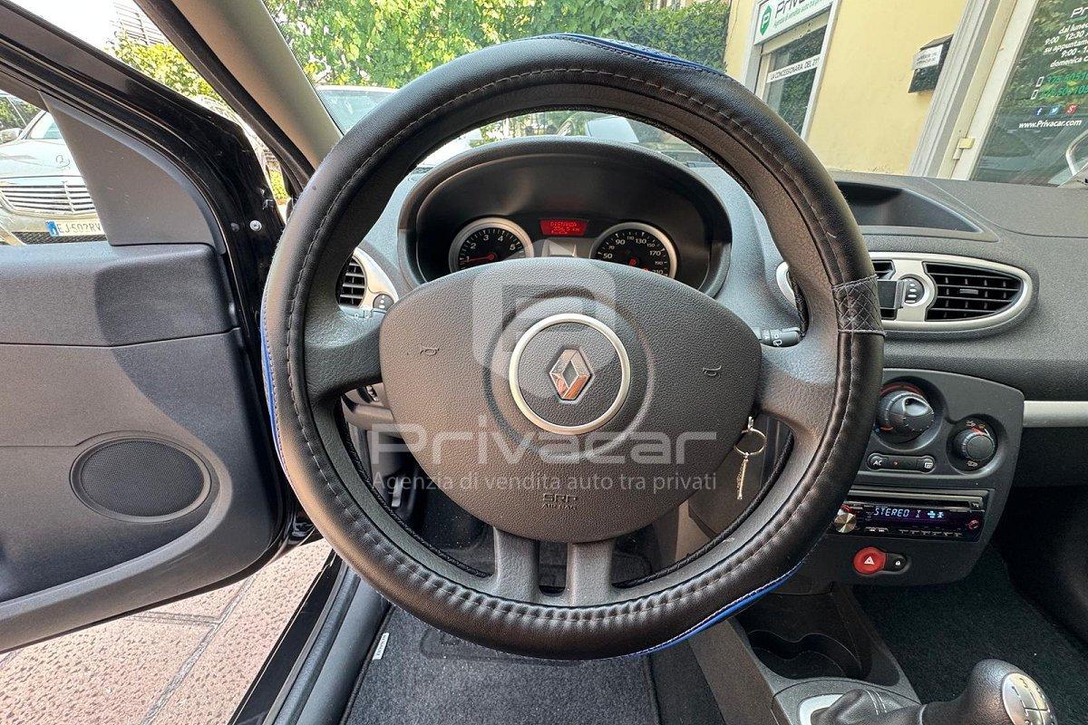 RENAULT Clio 1.2 16V 3 porte Dynamique