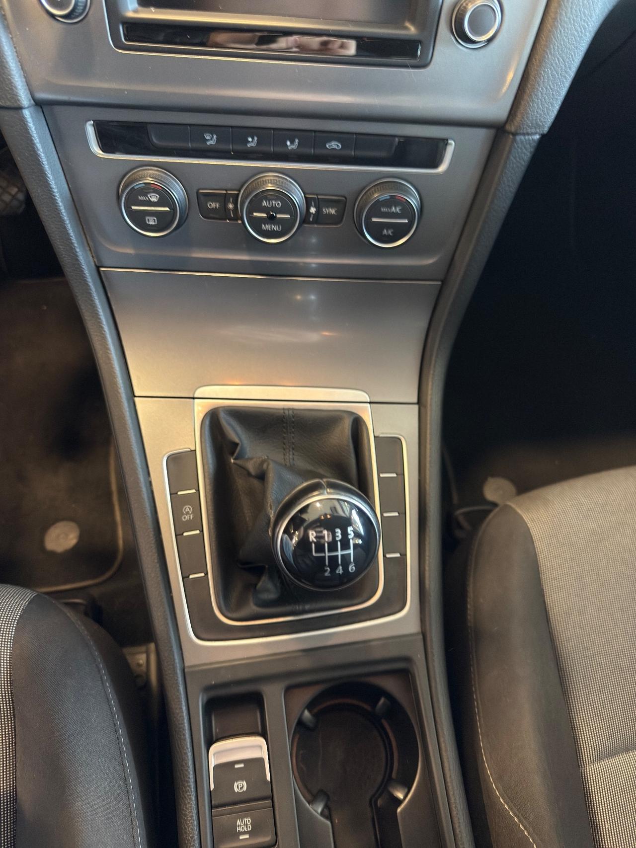 VOLKSWAGEN GOLF 1.2 TSI 110cv COMFORTLINE BMT