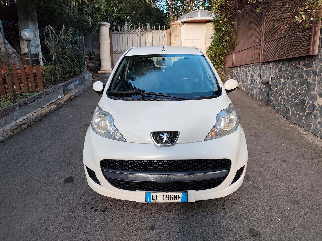 Peugeot 107 1.0 68CV 5p. 2010