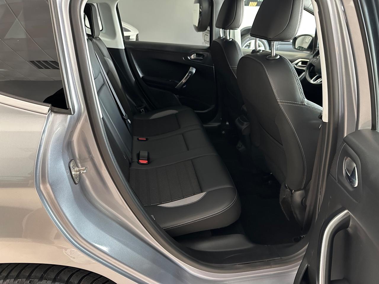 Peugeot 2008 PureTech 110 S&S Allure