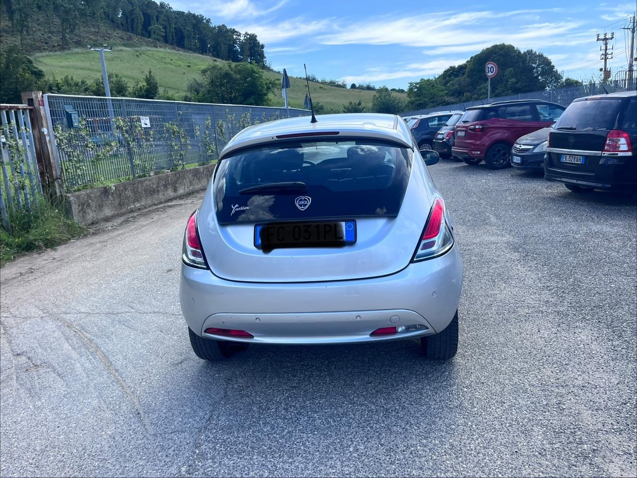 Lancia Ypsilon 1.2 69 CV 5 porte Silver