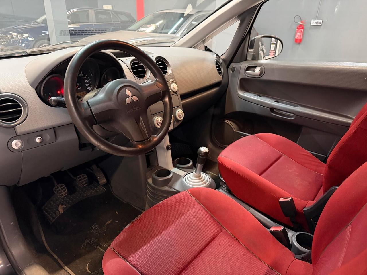 Mitsubishi Colt 1.5 DI-D 3p. CZ3 Invite