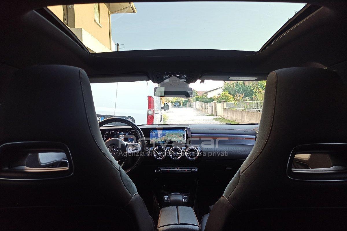 MERCEDES CLA 200 Automatic Shooting Brake Premium