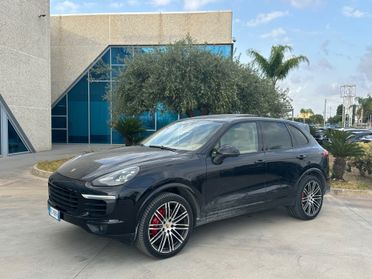 Porsche Cayenne 3.0 Anticipo €9.900 pagamento personalizzato