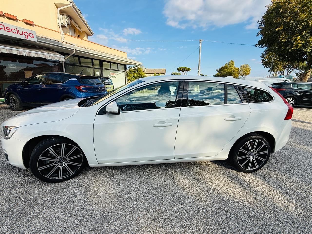 Volvo V60 D5 Geartronic Momentum 132.000km!!