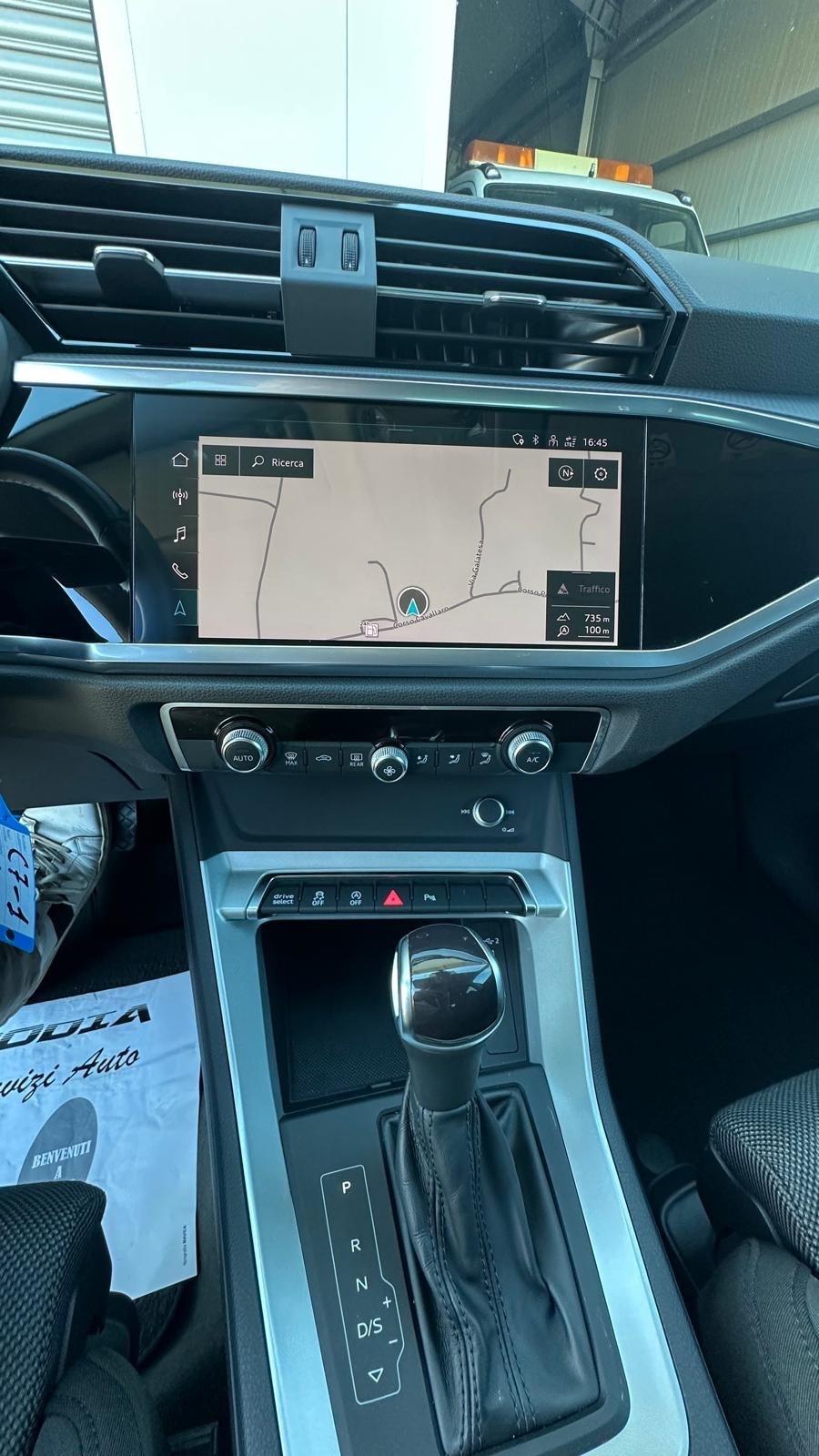 Audi Q3 35 TDI S tronic
