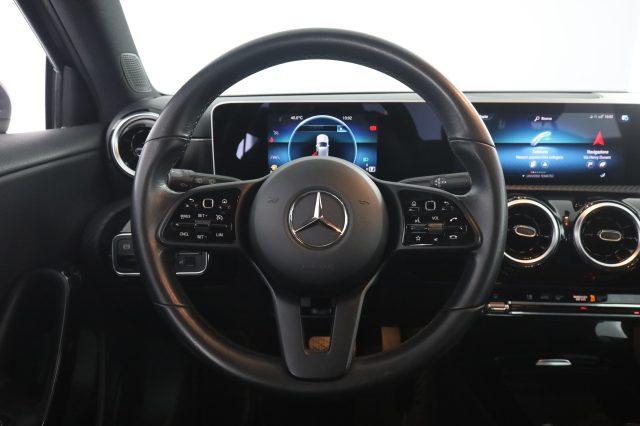 MERCEDES-BENZ A 180 A 180 d Automatic Business Extra