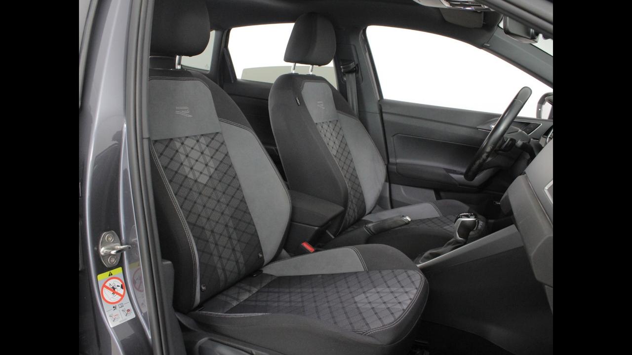 VOLKSWAGEN Taigo - Taigo 1.0 tsi R-Line 110cv dsg