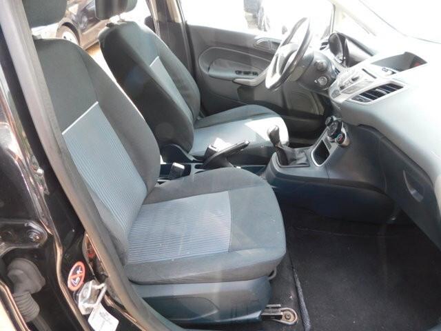 Ford Fiesta 1.4 TDCi 70CV 5 porte Titanium