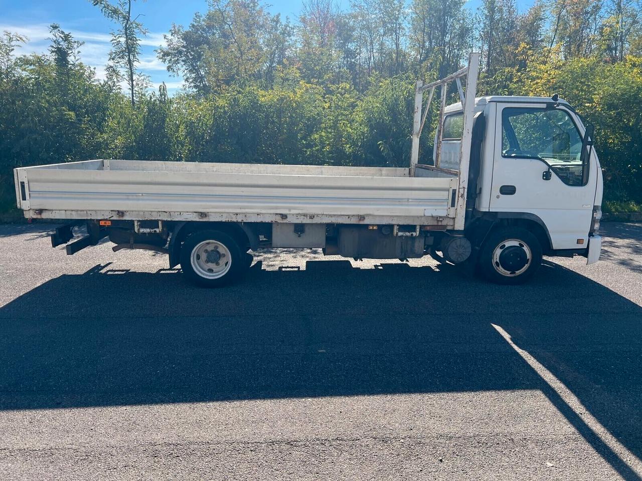 Isuzu NPR Fisso Lungo 2010