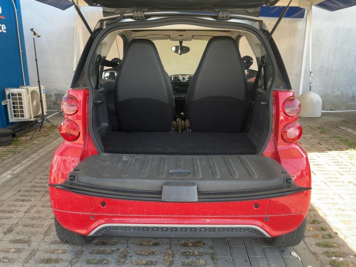 Smart ForTwo 1000 52 kW MHD coupé pure