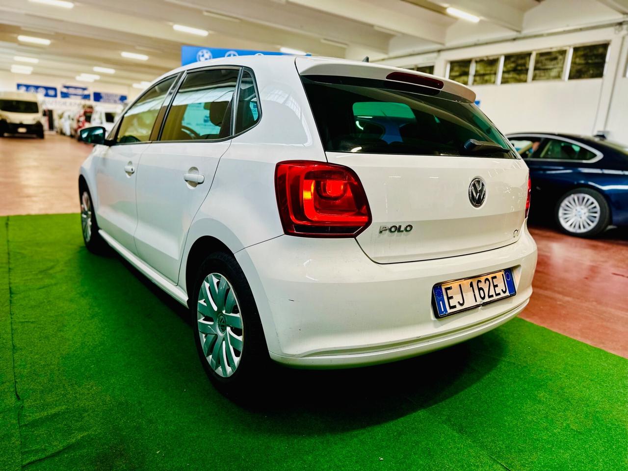 Polo 1.2 5 porte/benzina /tagliandi certificati/ neopatentati
