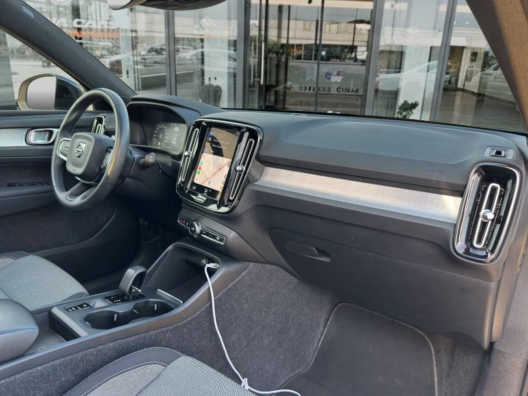 Volvo XC40 1.5 t4 phev Inscription Expression TETTO APRIBILE
