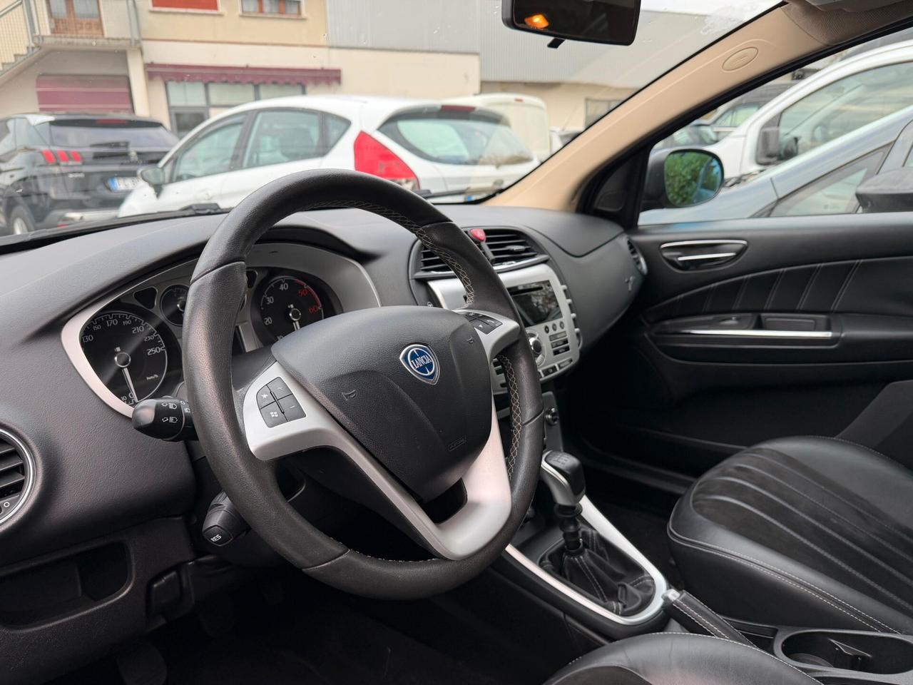 Lancia Delta 1.6 Diesel Neopatentati