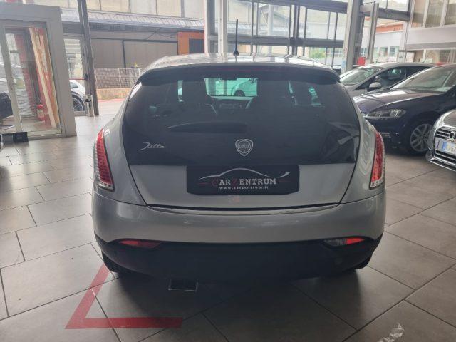 LANCIA Delta 1.9 MJT Twinturbo DPF Oro
