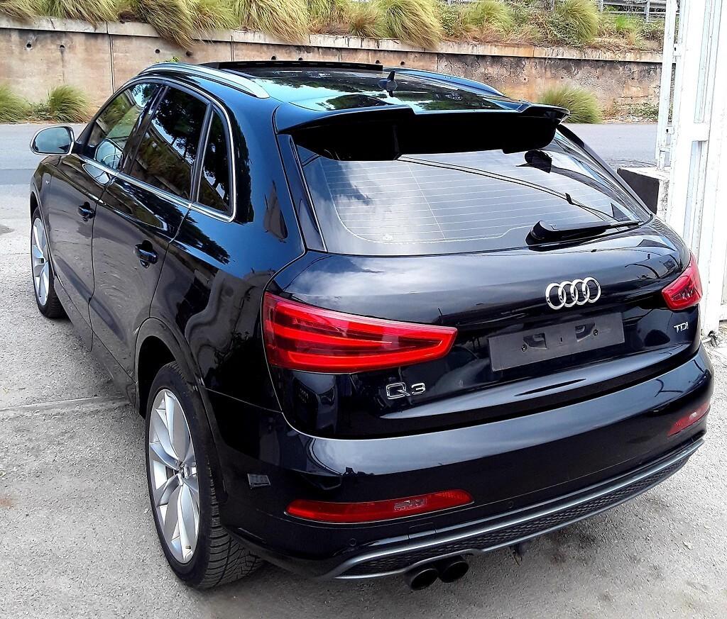 AUDI Q3 2.0 TDI S LINE