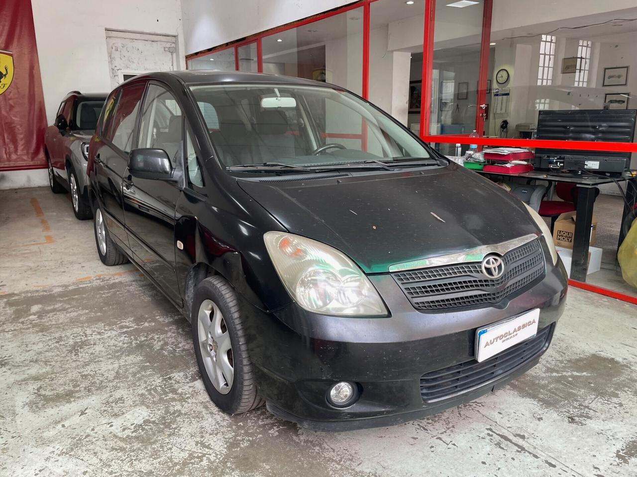 Toyota Corolla Verso 1.8 16V