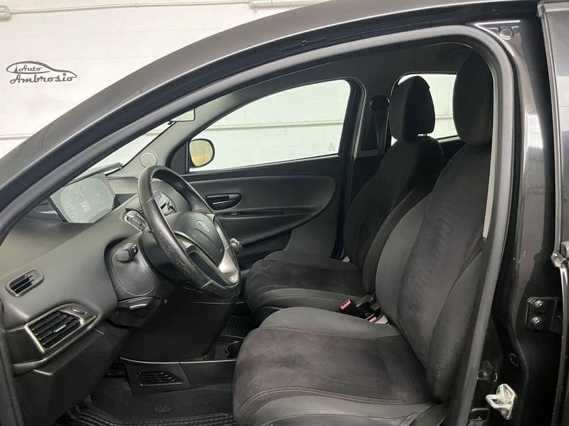 Lancia Ypsilon Ypsilon 1.2 8v Gold ecochic Gpl 69cv