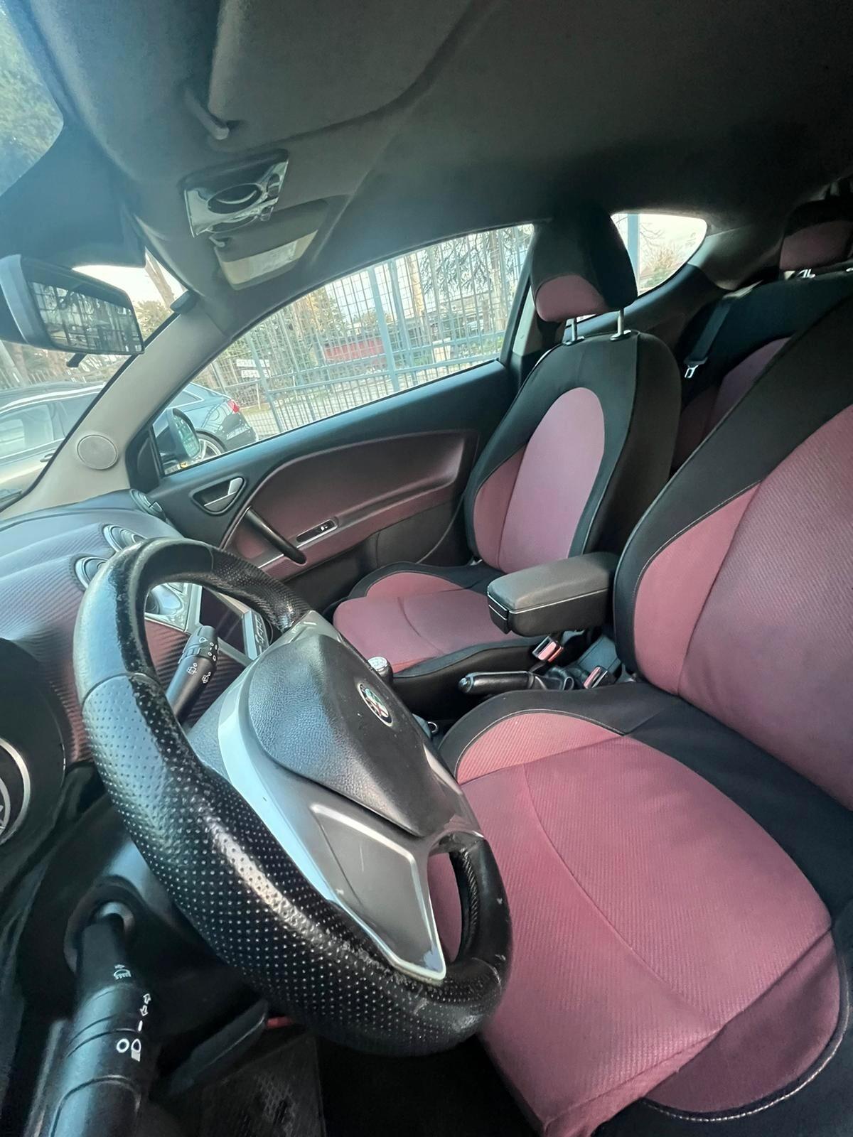 Alfa Romeo MiTo 1.3 JTDm 16V 90 CV Distinctive Premium Pack