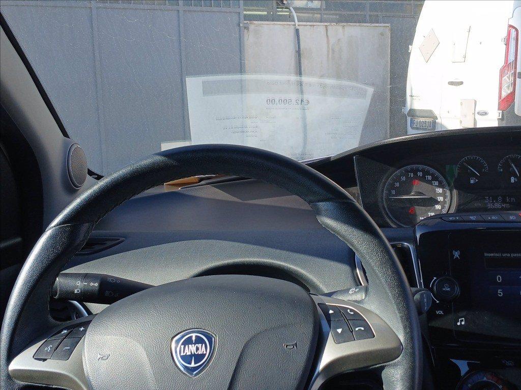 LANCIA Ypsilon 1.0 firefly hybrid Gold s&s 70cv del 2021