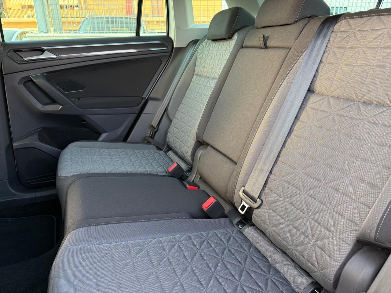 Volkswagen Tiguan 2.0 TDI 150 CV restyling DSG Life 2021